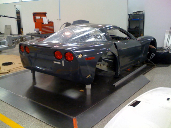 First Pics! ALMS GT2 Corvette!